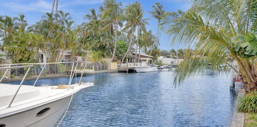 Casa en Hollywood, Florida 3 dormitorios, 129.41 m2 № 1154234