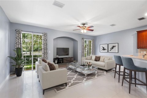 Townhouse in Riverview, Florida 3 bedrooms, 173.17 sq.m. № 2278058 - photo 2