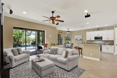 Casa en venta en Tampa, Florida, 5 dormitorios, 326.27 m2 № 1741104 - foto 20
