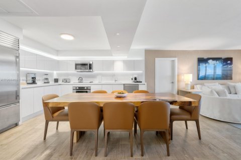 Купить кондоминиум в Майами-Бич, Флорида 3 спальни, 181.35м2, № 1956059 - фото 20