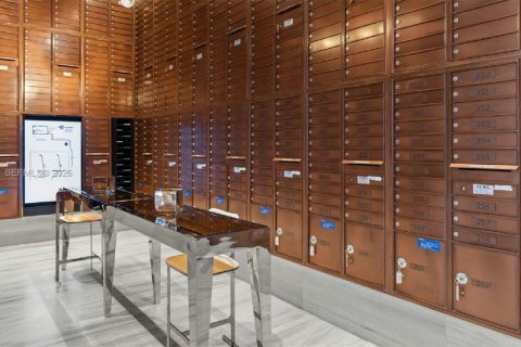 Снять в аренду кондоминиум в Санрайз, Флорида 3 спальни, 120.49м2, № 2004364 - фото 4