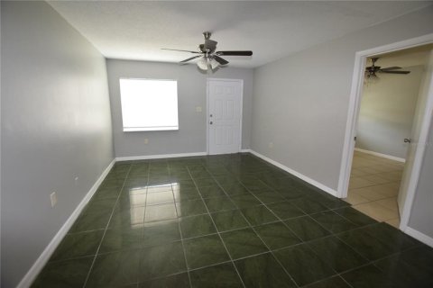 Casa en alquiler en Orlando, Florida, 3 dormitorios, 98.85 m2 № 1840096 - foto 7
