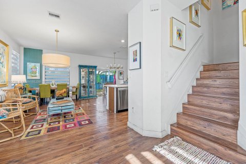Touwnhouse à vendre à Miami, Floride: 4 chambres, 193.79 m2 № 1863276 - photo 10