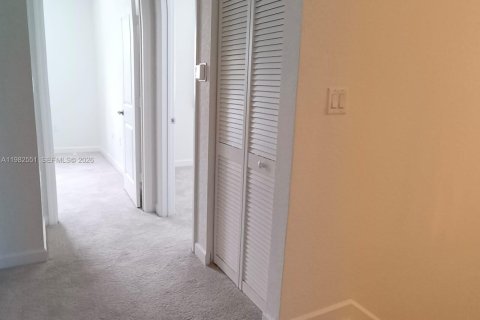 House in Homestead, Florida 3 bedrooms, 123.37 sq.m. № 2049210 - photo 16