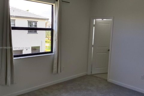 House in Homestead, Florida 3 bedrooms, 123.37 sq.m. № 2049210 - photo 8