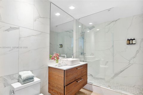 Condo in Miami, Florida, 1 bedroom № 2252717 - photo 30