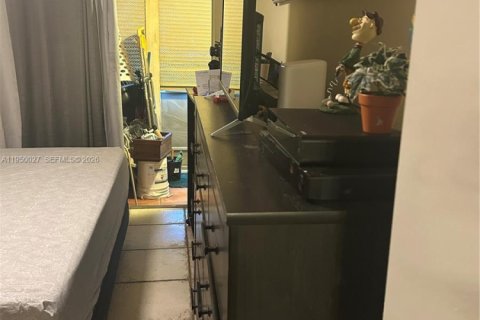 Copropriété à vendre à Pembroke Pines, Floride: 2 chambres, 88.54 m2 № 2005634 - photo 3