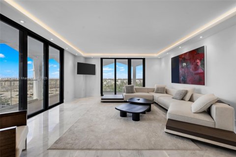 Condo in Bal Harbour, Florida, 3 bedrooms  № 1936150 - photo 10