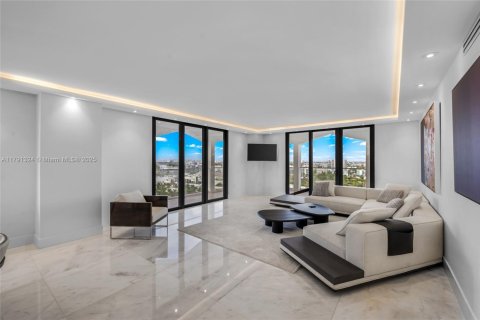 Condo in Bal Harbour, Florida, 3 bedrooms  № 1936150 - photo 9