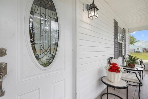 House in Sarasota, Florida 4 bedrooms, 149.39 sq.m. № 2094152 - photo 2