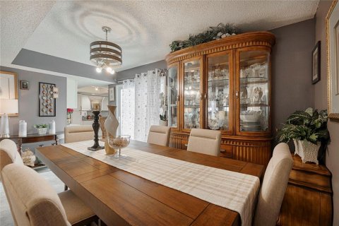 House in Sarasota, Florida 4 bedrooms, 149.39 sq.m. № 2094152 - photo 20