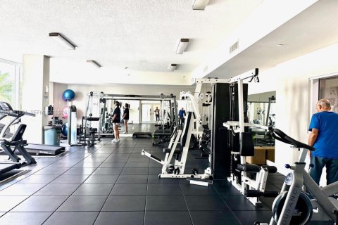 Condominio en alquiler en Miami, Florida, 3 dormitorios, 122.63 m2 № 2043024 - foto 13