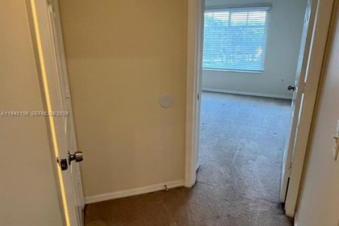 Condominio en venta en West Palm Beach, Florida, 2 dormitorios, 98.48 m2 № 1999710 - foto 13