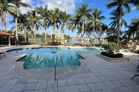Condominio en venta en West Palm Beach, Florida, 2 dormitorios, 98.48 m2 № 1999710 - foto 28