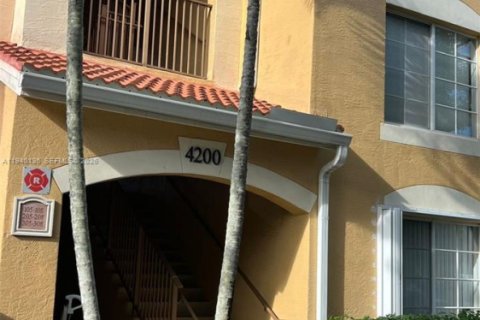 Condominio en venta en West Palm Beach, Florida, 2 dormitorios, 98.48 m2 № 1999710 - foto 21