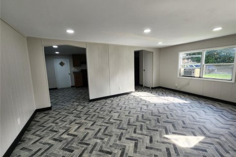 Appartement à louer à Dade City, Floride: 3 chambres, 127.09 m2 № 2410472 - photo 2