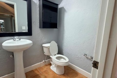 House in Orlando, Florida 3 bedrooms, 131.74 sq.m. № 2393686 - photo 12