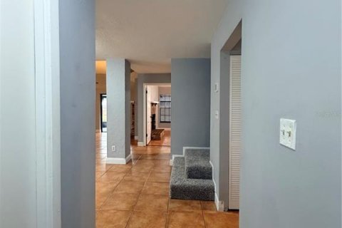 House in Orlando, Florida 3 bedrooms, 131.74 sq.m. № 2393686 - photo 2