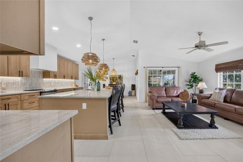 Villa ou maison à vendre à Port Charlotte, Floride: 3 chambres, 181.35 m2 № 2401007 - photo 13