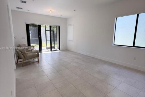 Casa en alquiler en Ave Maria, Florida, 4 dormitorios, 209.96 m2 № 2054591 - foto 5