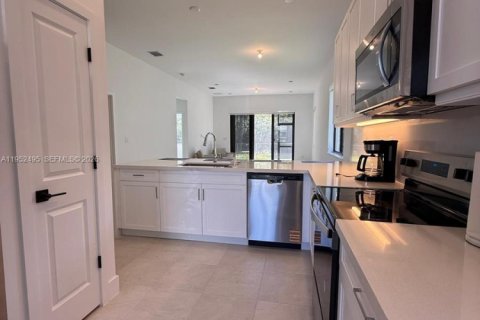 Casa en alquiler en Ave Maria, Florida, 4 dormitorios, 209.96 m2 № 2054591 - foto 16