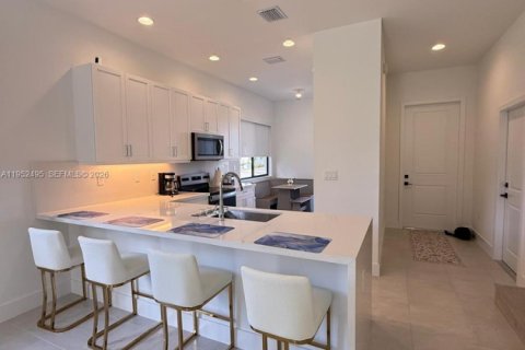 Casa en alquiler en Ave Maria, Florida, 4 dormitorios, 209.96 m2 № 2054591 - foto 7