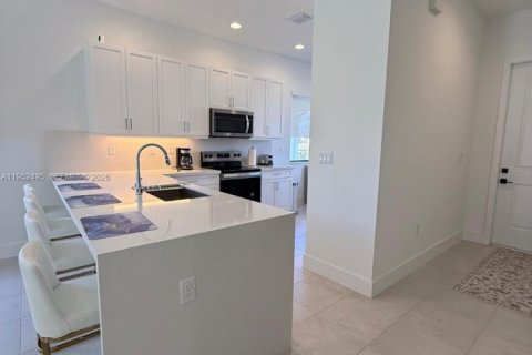 Casa en alquiler en Ave Maria, Florida, 4 dormitorios, 209.96 m2 № 2054591 - foto 6