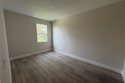 Condo in Orlando, Florida, 2 bedrooms  № 2219403 - photo 17