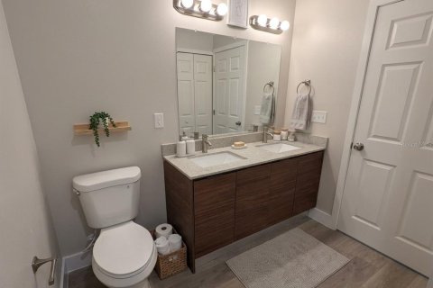 Condo in Orlando, Florida, 2 bedrooms  № 2219403 - photo 21