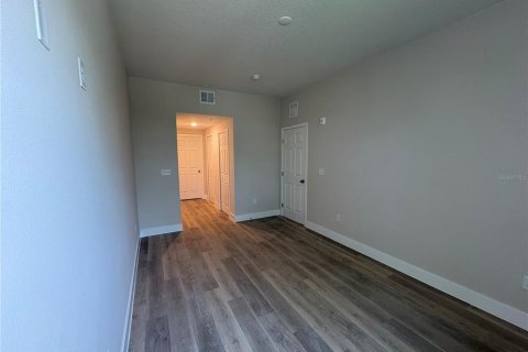 Condo in Orlando, Florida, 2 bedrooms  № 2219403 - photo 19