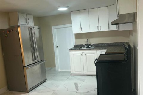 Apartamento en Boca Raton, Florida 4 dormitorios, 91.42 m2 № 2087935