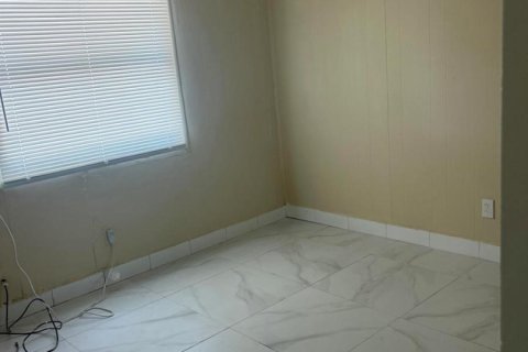 Apartamento en alquiler en Boca Raton, Florida, 4 dormitorios, 91.42 m2 № 2087935 - foto 8