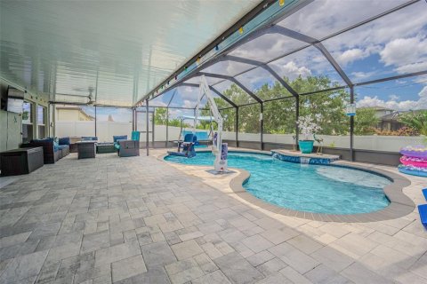House in Riverview, Florida 4 bedrooms, 237.55 sq.m. № 1810876 - photo 29