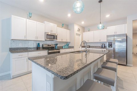 House in Riverview, Florida 4 bedrooms, 237.55 sq.m. № 1810876 - photo 22