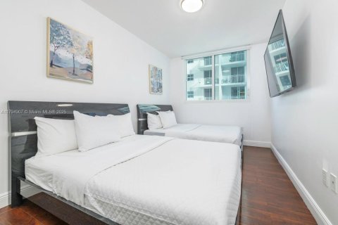 Купить кондоминиум в Майами, Флорида 2 спальни, 87.51м2, № 2054545 - фото 5