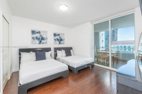 Купить кондоминиум в Майами, Флорида 2 спальни, 87.51м2, № 2054545 - фото 2