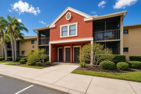 Condominio en Tampa, Florida, 2 dormitorios № 2150731