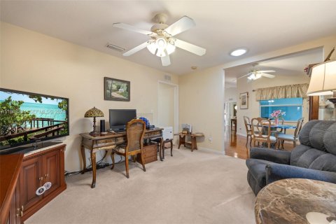 Villa ou maison à vendre à LaBelle, Floride: 3 chambres, 251.95 m2 № 2004356 - photo 13