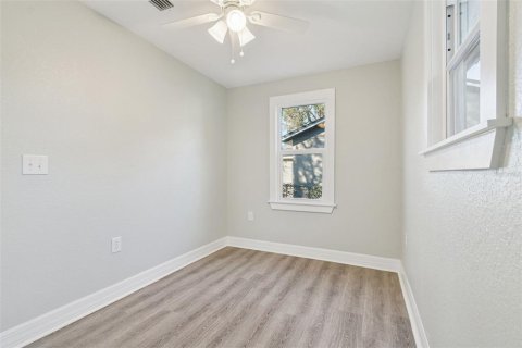 Casa en venta en Lakeland, Florida, 2 dormitorios, 84.08 m2 № 2148201 - foto 13