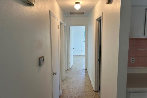 Villa ou maison à vendre à Tampa, Floride: 4 chambres, 126.72 m2 № 2116534 - photo 10