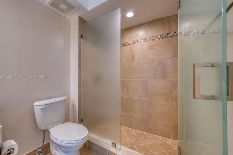 House in Cooper City, Florida 4 bedrooms, 172.52 sq.m. № 1874278 - photo 14