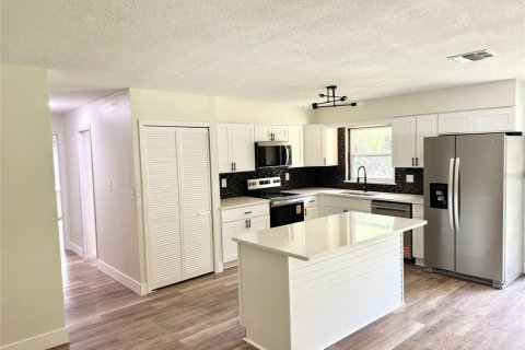 House in Sanford, Florida 3 bedrooms, 128.67 sq.m. № 1886953 - photo 11