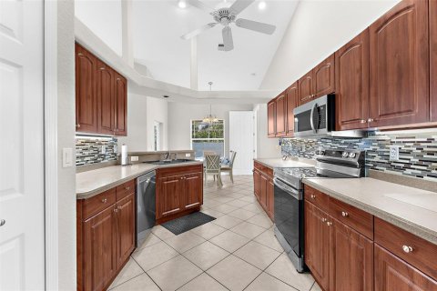Villa ou maison à vendre à North Port, Floride: 3 chambres, 185.53 m2 № 2416690 - photo 19
