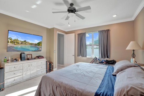 Villa ou maison à vendre à Deerfield Beach, Floride: 4 chambres, 202.43 m2 № 2246749 - photo 8