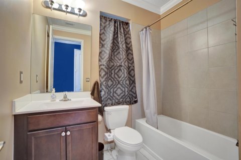 Villa ou maison à vendre à Deerfield Beach, Floride: 4 chambres, 202.43 m2 № 2246749 - photo 13