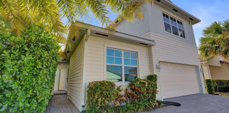 Villa ou maison à Deerfield Beach, Floride 4 chambres, 202.43 m2 № 2246749