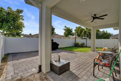 Villa ou maison à vendre à Deerfield Beach, Floride: 4 chambres, 202.43 m2 № 2246749 - photo 21