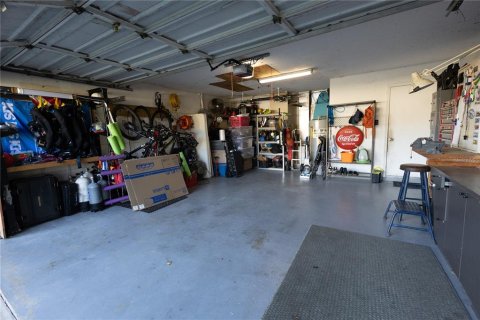 House in Belleview, Florida 3 bedrooms, 131.55 sq.m. № 2119246 - photo 25