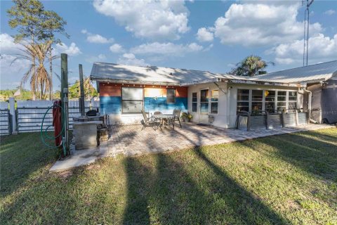 House in Belleview, Florida 3 bedrooms, 131.55 sq.m. № 2119246 - photo 27