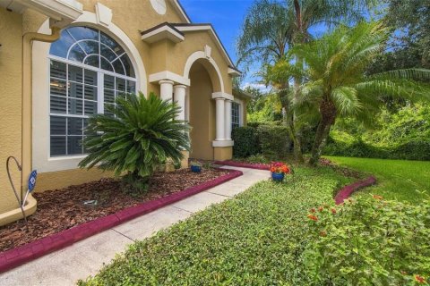 Casa en venta en Land O' Lakes, Florida, 4 dormitorios, 256.78 m2 № 2384181 - foto 3